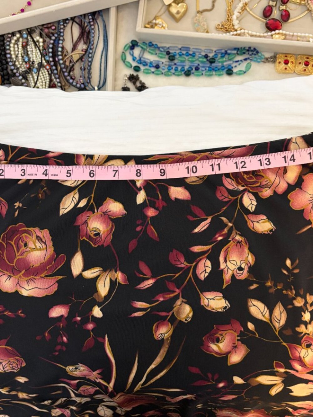 90s Vintage Black Rose Floral Midi Skirt Van Heusen Medium Dark Fairy Whimsygoth - Picture 2 of 10